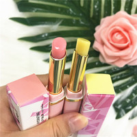 Baume à lèvres rose naturel hydratant végétalien avec Logo personnalisé