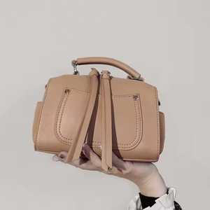 2025 été nouveau femmes rétro dame Style grande capacité bandoulière sac à bandoulière chaîne sac à main - Product Image 3