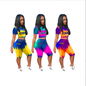 Ensemble décontracté deux pièces pour femmes Tie-Dye imprimé Orange jaune rose au-dessus du genou tenue courte avec motif de grattage - Product Image 3