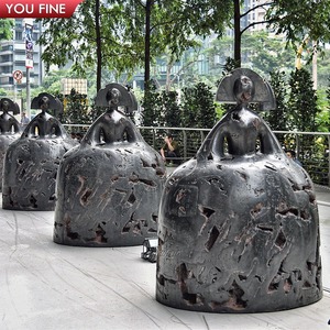 Tượng Nữ Thần Bằng Đồng Manolo Valdes Lớn Trong Vườn Ngoài Trời - Product Image 5