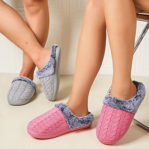 Pantuflas de Invierno Unisex de Alta Calidad para el Hogar, Bordadas, con Suela Gruesa, Cálidas, de Felpa, Transpirables y Suaves, Talla para Parejas - Product Image 3