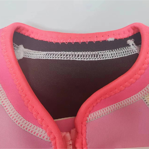 Traje de Buceo Acanalado de 2mm para Bebé Niña, Protección UV, Impermeable, Ecológico, de Secado Rápido, con Cremalleras y Cordones en V, Servicio OEM - Product Image 4