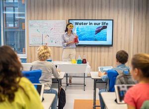 Écran plat interactif électronique 4K de 55, 65, 75, 86, 98 pouces, <span class=keywords><strong>multi</strong></span>-touch, <span class=keywords><strong>OPS</strong></span>, Windows, Android, tableau blanc intelligent, téléviseur - Product Image 5