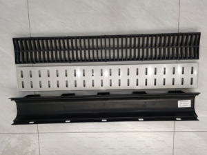 Système de drainage au sol moderne et écologique en plastique flexible PP avec couvercle galvanisé <span class=keywords><strong>pour</strong></span> jardins, patios et cours - Product Image 2