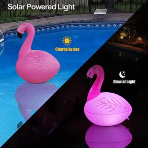 Flamant rose gonflable à énergie solaire avec lumière LED, étanche IP68, rechargeable, décoration de piscine - Product Image 1