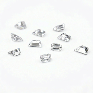 Diamants Trapezoidaux de Qualité Supérieure, Couleur DEF, Pureté VVS-VS, Cultivés en Laboratoire, CVD HPHT, 0.30ct/pièce, Lot de 1ct, Vente en Gros, Prix Fabricant Inde - Product Image 1