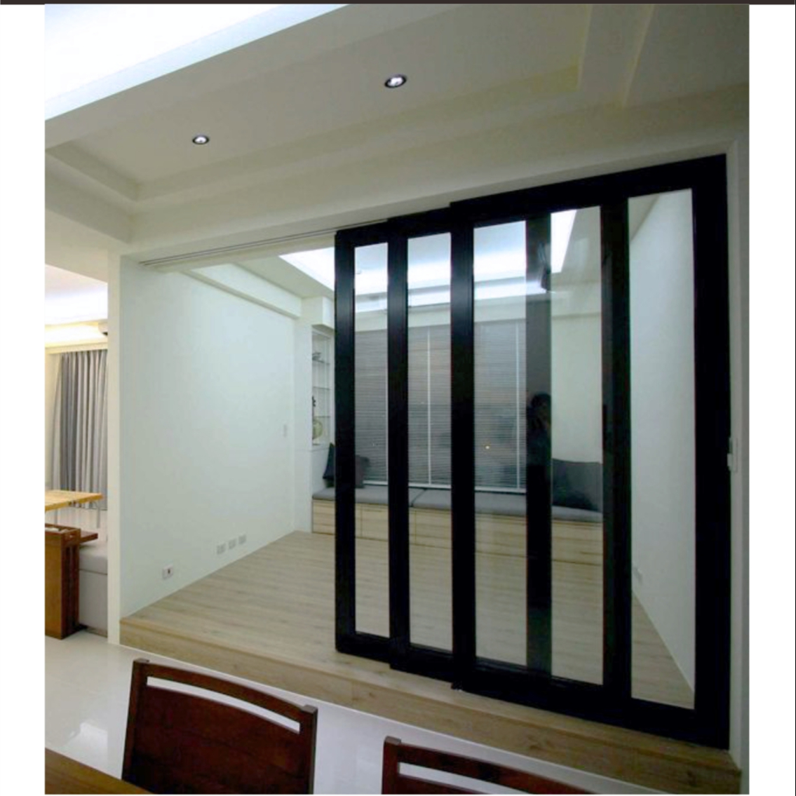 Скользящая система Coplanar с ремнем для 3 деревянных дверей