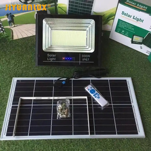 Dış Mekan IP66 Su Geçirmez LED <span class=keywords><strong>Solar</strong></span> Projektör 25W-300W Lityum Pil ile Bahçe ve Stadyum İçin Modern Dış Mekan Aydınlatma Çözümü - Product Image 2