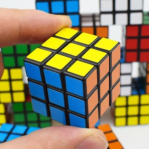 Haute Qualité 3x3 Magic Cube Lisse <span class=keywords><strong>SpeedCube</strong></span> Sans Autocollant 3x3x3 Vitesse Puzzle Cubes Jouet pour Enfants - Product Image 5