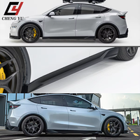 Jupes latérales de haute qualité style Yofer pour Tesla Model Y Juniper 2025+ – Panneaux ABS noir brillant effet carbone – Pièce de kit carrosserie améliorée