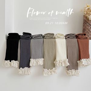 Leggings pour tout-petits de haute qualité avec bordure en dentelle, collants en coton doux et respirants pour enfants, bas d'uniforme scolaire pour l'automne et le printemps - Product Image 1