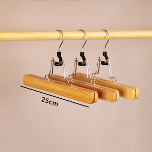 Perchas de Madera Lacada para Extensiones de Cabello con Pinza para Pantalones Colgadores Antideslizantes para Pelucas Estante de Exhibición para Salón - Product Image 5