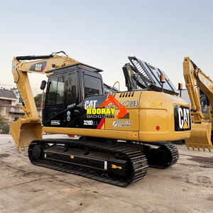 Excavatrice d'occasion 320D2L, 923 heures de fonctionnement, à vendre avec un excellent service après-vente et un prix avantageux - Product Image 3