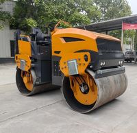 Rouleau vibratoire articulé à double tambour robuste ST1500, moteur central efficace, équipement de compactage routier