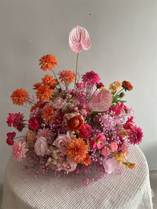 Bola de Flores Artificiales Realistas en Rosa Intenso y Naranja, Centros de Mesa Florales de Seda para Decoración de Mesa en Bodas y Ceremonias de Graduación - Product Image 2