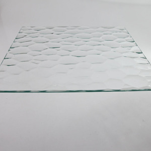 Vidrio decorativo templado de hierro bajo con diseño de ondulación de agua ultra clara Fabricante de China para muro cortina y uso industrial - Product Image 3