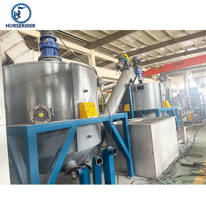 Linea di Lavaggio Automatica per Riciclaggio di Bottiglie in PET da 2000kg/h con <span class=keywords><strong>Separatore</strong></span> di Etichette e Macchina di Disidratazione - Product Image 5