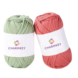<span class=keywords><strong>Fil</strong></span> de rembourrage en <span class=keywords><strong>coton</strong></span> 100% teint haute torsion <span class=keywords><strong>pour</strong></span> la fabrication artisanale de sacs, poupées, tapis et chapeaux en tissu DIY – Vente en gros - Product Image 1