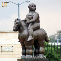Ideal Arts Hand Cared Decoración moderna para exteriores Artesanía de metal Bronce Desnudo Mujer gorda y escultura de toro de Botero