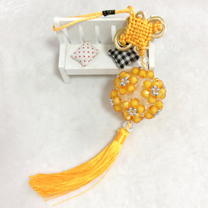 Pendentif Boule Perlée Colorée Mystère d'Aomiao en Résine Plastique, Ornement Intérieur de Voiture, Décoration Porte-Bonheur, Printemps 2024 - Product Image 4