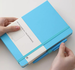 Cuaderno/Diario Personalizado de Alta Calidad con Tapa Dura de <span class=keywords><strong>Cuero</strong></span> Sintético <span class=keywords><strong>PU</strong></span>, Formato A5, con Logotipo Grabado, Líneas Perforadas y Bolsillo - Product Image 5