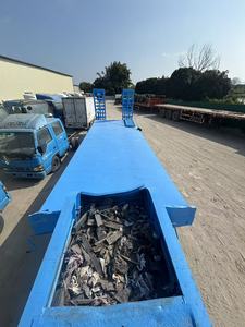 Semi-<span class=keywords><strong>remorque</strong></span> à plateau surbaissé d'occasion, directement de l'usine, trois essieux, 60T, <span class=keywords><strong>remorque</strong></span> à charge lourde avec rampes mécaniques - Product Image 6