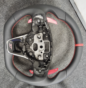 Volante de Fibra de Carbono Real para <span class=keywords><strong>Ford</strong></span> Everest, Modelo 2016, LED Inteligente, Pieza de Auto de Alta Calidad a <span class=keywords><strong>Precio</strong></span> de Fábrica YLC - Product Image 2