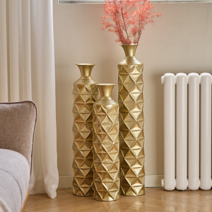Set di 3 vasi da terra in metallo placcati oro con motivo geometrico a diamante, 33,5 29,5 25,2 pollici, grandi vasi decorativi - Product Image 3