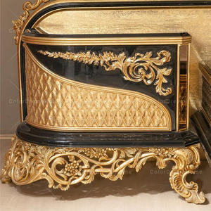 Ensemble de Mobilier de Chambre Royal Classique Africain Sculpté à la Main, Or Noir, Cinq Pièces, Taille King, Luxe - Product Image 2