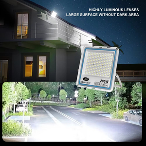 Outdoor <b>LED</b> Solar Flood <b>Lights</b> IP65 Waterproof 30W-300W 120 Beam Angle Remote Control Adjustable <b>Light</b> Distribution Warehouse CE - Product Image 6