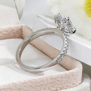 Anillo de compromiso SGARIT ovalado personalizado de oro blanco de 14k con medio pavé de diamantes cultivados en laboratorio VVS D de 2 quilates, joyería con certificado IGI para mujer - Product Image 3