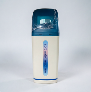 Sistema de Ablandamiento de Agua Automático para Toda la Casa con Tanque de FRP - Regeneración Automática, 50-1000L, Certificado CE para Uso Doméstico - Product Image 1