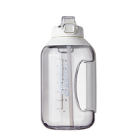 Bouteille de Sport en Plastique Transparent de 2 Litres avec Paille et Bec Verseur
