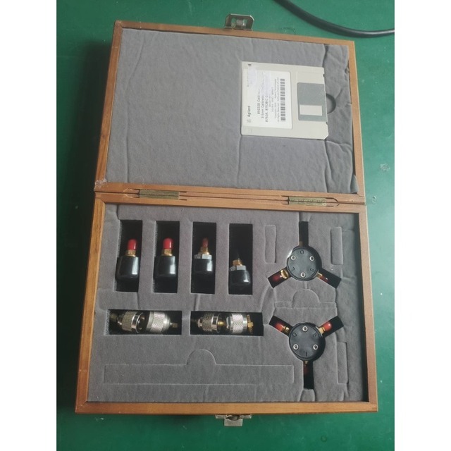1PC used Agilent/Keysight 85033D Calibration Kit DC To 6GHz Tested in Good Condition