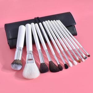 Premium 15-Piece Goat Hair Wood Handle Professional Natural Bristle Makeup Brush Set for Face OEM ODM <b>Custom</b> Logo Beauty Tools - Product Image 4