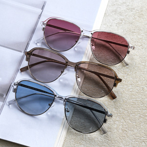 Lunettes de soleil polarisées rétro pour hommes 2026, protection UV, style vintage, monture métallique colorée, tendance, avec logo personnalisé - Product Image 2