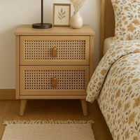 Table de chevet en bois rustique de style ferme avec tiroir en rotin pour chambre à coucher