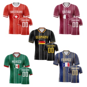 ชุดฟุตบอลนิวเจอร์ซีย์แบบขายส่ง ออกแบบใหม่ล่าสุด พิมพ์ลายดิจิทัล ผ้าโพลีเอสเตอร์ 100% แห้งเร็ว - Product Image 1