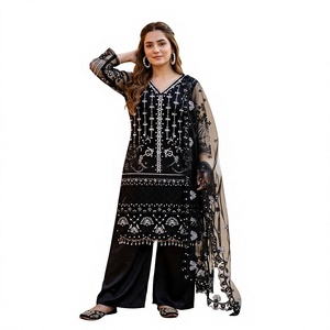 Ensemble Kurta en coton noir brodé avec pantalon palazzo, coupe ample traditionnelle, longueur cheville, tenue ethnique style Inde Pakistan - Product Image 1