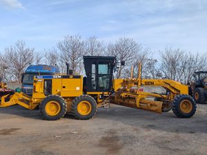 Motoniveladora SEM922 Usada de 220HP, Equipo Confiable para Construcción de Carreteras, Nivelación de Terrenos y Preparación de Sitios - Product Image 1