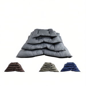 Set di Quattro Cuscini Quadrati per Cani in Tinta Unita, Lettini Premium per Animali Domestici - Product Image 1