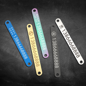 Carta di personalità creativa all'ingrosso targa mobile UV stampata in alluminio targhetta in <span class=keywords><strong>ottone</strong></span> in metallo che chiama la targa del telefono - Product Image 1