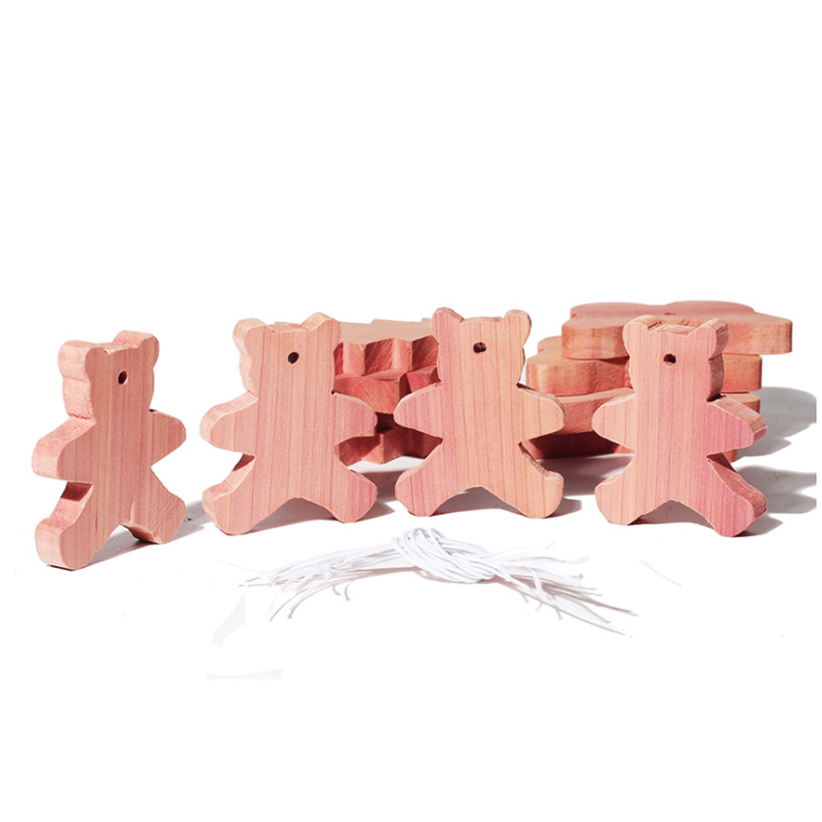 Изготовленные на заказ блоки из натурального кедрового дерева медвежьего типа для хранения одежды и обуви