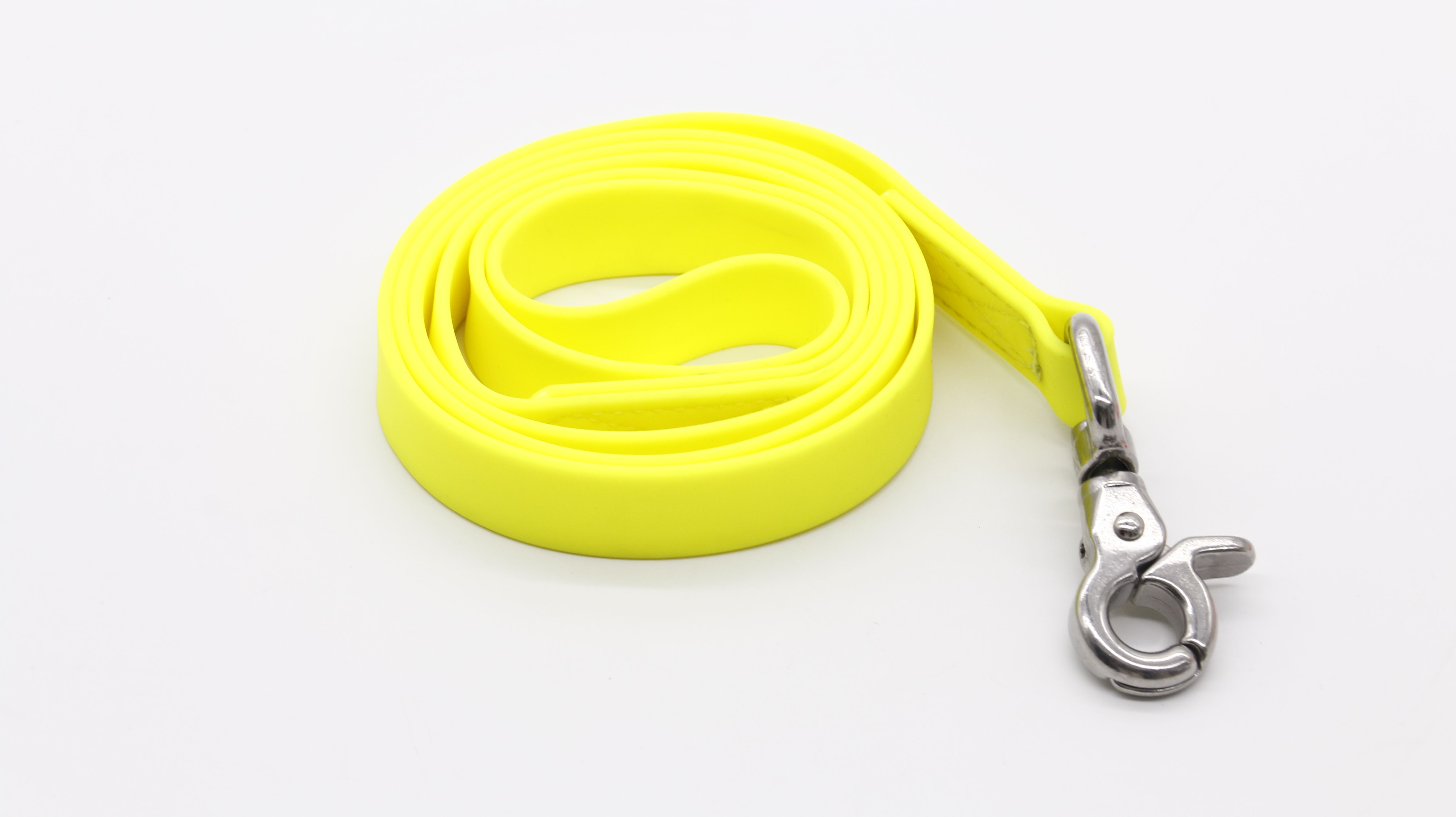 สีเหลือง