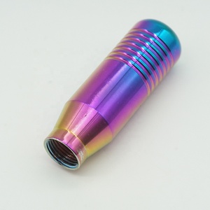 Elegante manopola del cambio in alluminio universale per auto bastone di trasmissione manuale a ingranaggi estesi pomello della testa del cambio servizi di lavorazione - Product Image 1