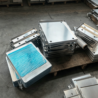 Fabricant de pièces métalliques estampées, pliage de métaux, fabrication sur mesure de pièces en aluminium et acier inoxydable