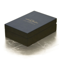 Boîte cadeau rigide personnalisée pour bijoux avec insert intérieur pour présentation et emballage de bijoux en magasin