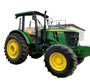 Tractor agrícola IH, Tractor agrícola con funda Original disponible