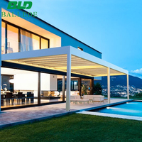 Pergola bioclimatique moderne en aluminium pour extérieur, porte coulissante en verre motorisée, tailles personnalisables, lamelles automatiques, luxe