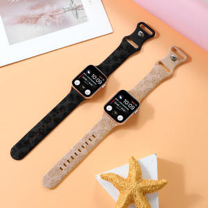 Correa Deportiva de Silicona Suave con Estampado de Tortuga y Flores para <span class=keywords><strong>Apple</strong></span> <span class=keywords><strong>Watch</strong></span>, Compatible con Tamaños 38, <span class=keywords><strong>40</strong></span>, 41, 42, 44, 45, 49 <span class=keywords><strong>mm</strong></span>, iWatch Ultra <span class=keywords><strong>2</strong></span>, <span class=keywords><strong>SE</strong></span>, 9, 8, 7, 6, 5 - Product Image 4